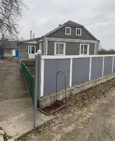 Продам добротний будинок, зі всіма комунікаціями, м Дунаївці