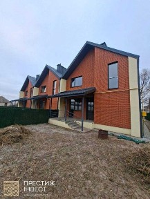 Продаж будинку біля озера по вул Франка