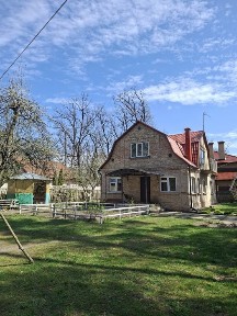 Будинок з ремонтом і длянка 11 соток в Ворзелі біля лісу!
