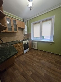 Продаж 2к. квартири з ремонтом в Дубово