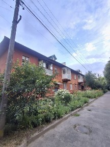 1 поверх Ремзавод Продаж 2 кім квартири