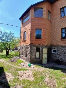 Оренда готельного комплексу в Дарницькому районі, м. Бортничі вул. Лісна, 2