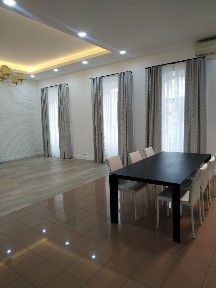 Киев, Архитектора Городецкого ул., 12, 52