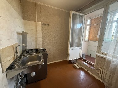 Здається 1 кімнатна кв ст м Захисників України