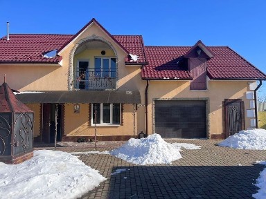 Продаж будинку з ремонтом в с. Жовтанці (Львівська область), 20 км до