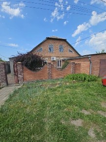 Продам будинок в Дергачах. Сертифікат так
