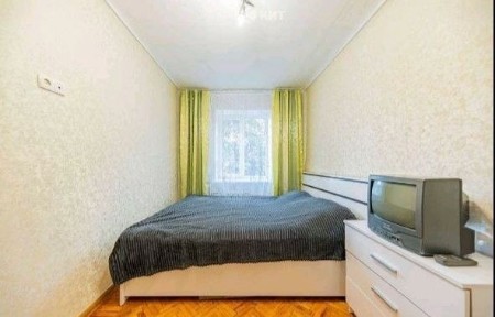 3 к. квартира Метро Дворец спорта, 5минут, Военным можно