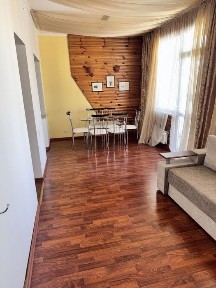 Продаж 3-х. квартири Центр 107 кв. м., навпт. кінотеатру Шевченка «Пасаж»