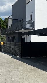 Продаж котеджу біля Сихова. Центральні комунікації