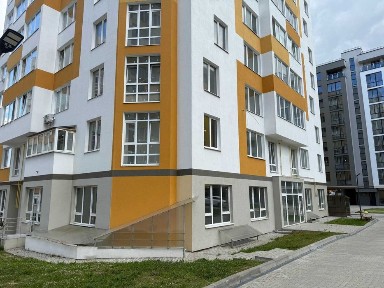 Продаж нежитлового приміщення в ЖК 