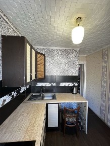 Продам 2-комнатную квартиру в центре ул. Мира.