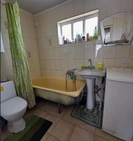 Житловий будинок 70 кв. м. в с. Користь 45 км від м. Рівне. ВЛАСНИК!