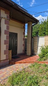 Здам півбудинка на Оболоні