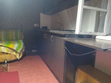 Здається в центральній частині Ірпіня будиночок