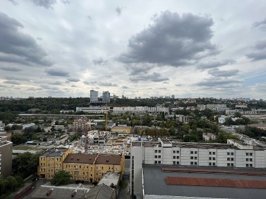 Київ, Печерський, Антоновича 72