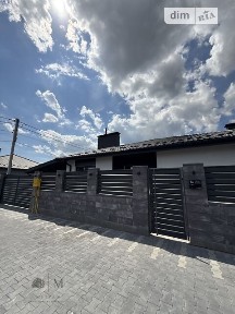 Продаж 1 поверхового будинку з ремонтом і ділянкою на 4 сотки, 112 кв. м, 3 кімнати, на вул. Остромирська 67/7 • ID 34408706
