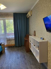 2х комнатная квартира с ремонтом на поселке Котовского