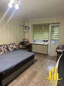Продаж 1-к квартири; Вул. В. Великого 39