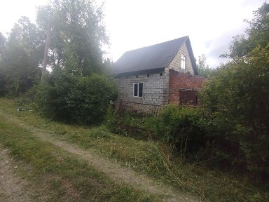 Дача, садовий будинок в м. Сторожинець, 0,12 га землі