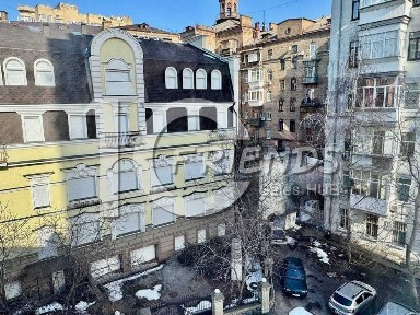 Продаж квартири вул. Саксаганського Центр