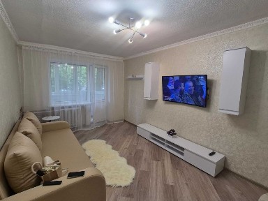 Продам 1к, Петра Ніщинського 12, Солом'янський р-н, метро Вокзальна.