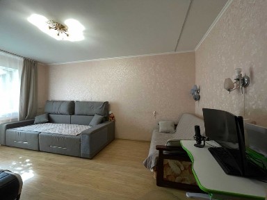 Київ, Дарницький, Вербицького 14 А