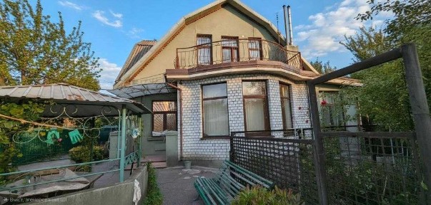 ЦІНУ ЗНИЖЕНО! Потужний будинок 182 м² у м. Кам'янське