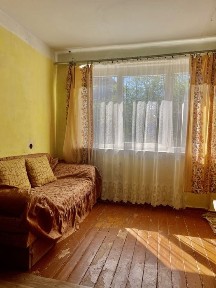 Терміновий продаж 3 кімнатноі квартири на набрежній р-н Черемушки з видом на річку
