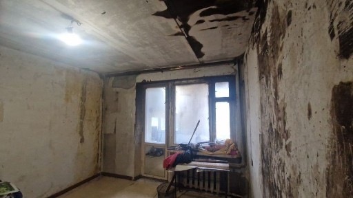 1ка малосімейка район Ювілейної Покровська Подбельского 19 2й поверх