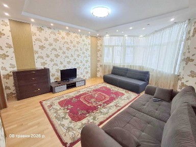 3кім. 90 кв. м. Генерала Воробйова 13Е