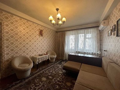 Киев, Леси Украинки бул., 28