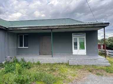 Магазин 210 кв. м - с. Чижівка - продаж