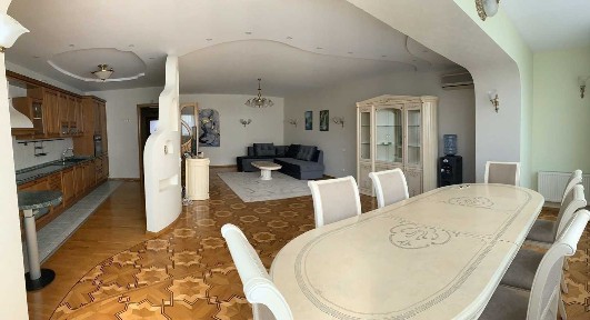 Київ, Тургенєвська, 45-49
