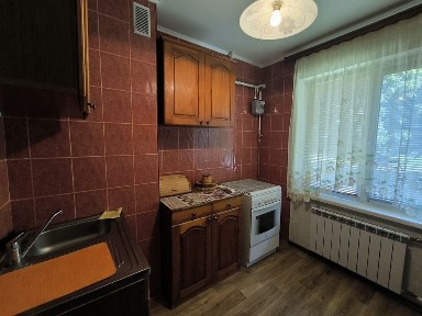 Класна Облаштована 2-кімнатна Квартира В Районі Мегацентру