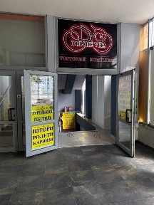 Продається приміщення площею 34 кв. м навпроти Драмтеатру (ТЦ Дольче Віта)AI