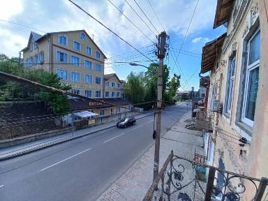 Продаж двокімнатної квартири в центрі Дрогобича