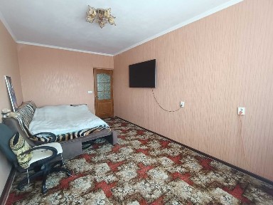 Продаж 2 кімн., Кв. с. Піщане. Центр!