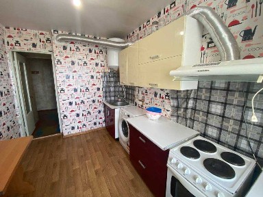 Продам 2-комнатную квартиру в кирпичном доме Ж/М Тополь, Победа, Сокол, 12 квартал.