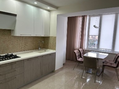 3-х кім кв Спарий Парк 140м є/р. і/о-118 тис дол