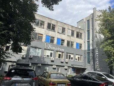 Продаж комерційної нерухомості - весь 4-й поверх адмінбуділі. 630м2!