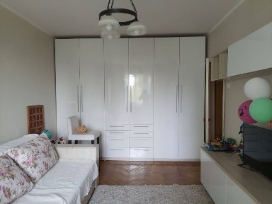Продам 2-х кімнатну квартиру по вул. Соборна