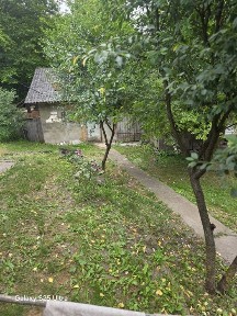 Продабудинок поруч з лісом в мальовничому місці!