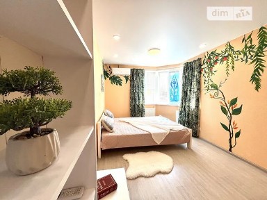 Київ, Оксамитова 20Б • ID 34481373