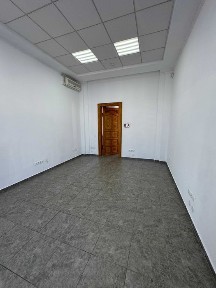 Кабінет в центрі, вул. Дашковича