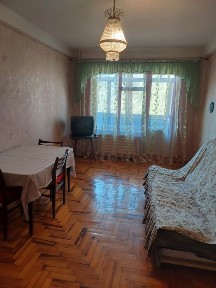 Сдам 3 ком кв Новгородская 12 5/9