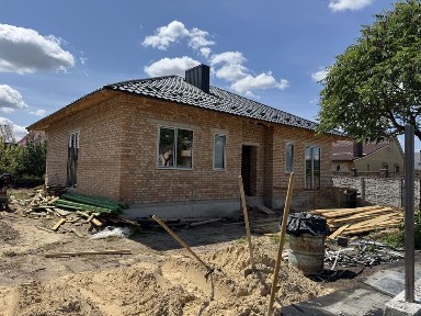 Продам американку з газом та ділянкою 5 сот
