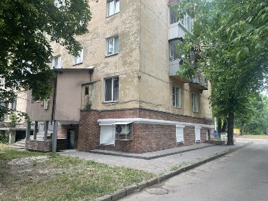 Оренда фасадного приміщення вул. Липинського (АС-2)
