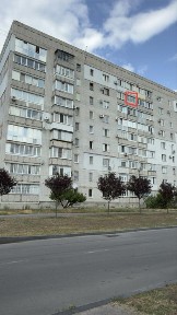Продам 3-х кімнатну квартиру на набережній