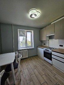 Оренда / Квартира / Єдності 16, Автовокзал, Рівне