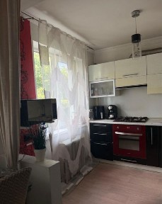 Продам 3 кімнатну Центр, вулиця Київська